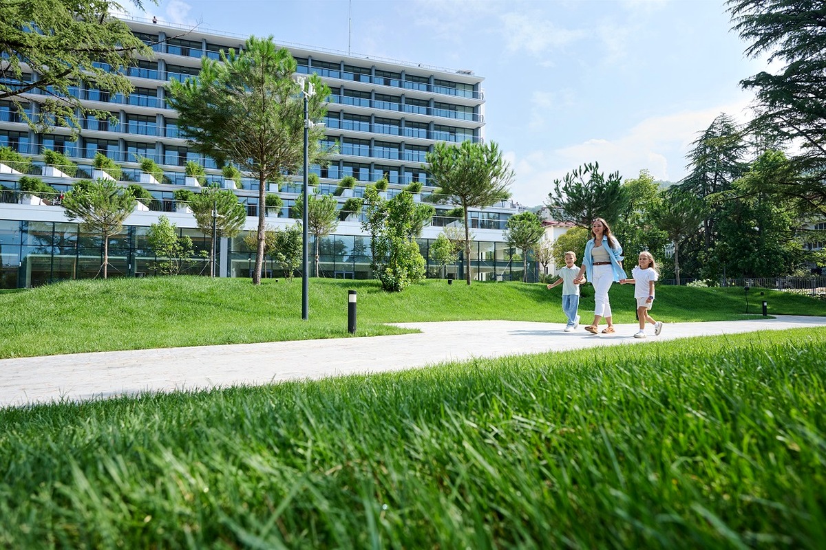 Здание Crystal Resort & SPA / Санаторий Кристалл 2